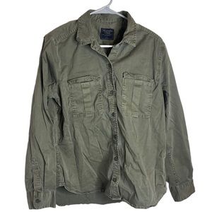 Abercrombie & Fitch army green button down